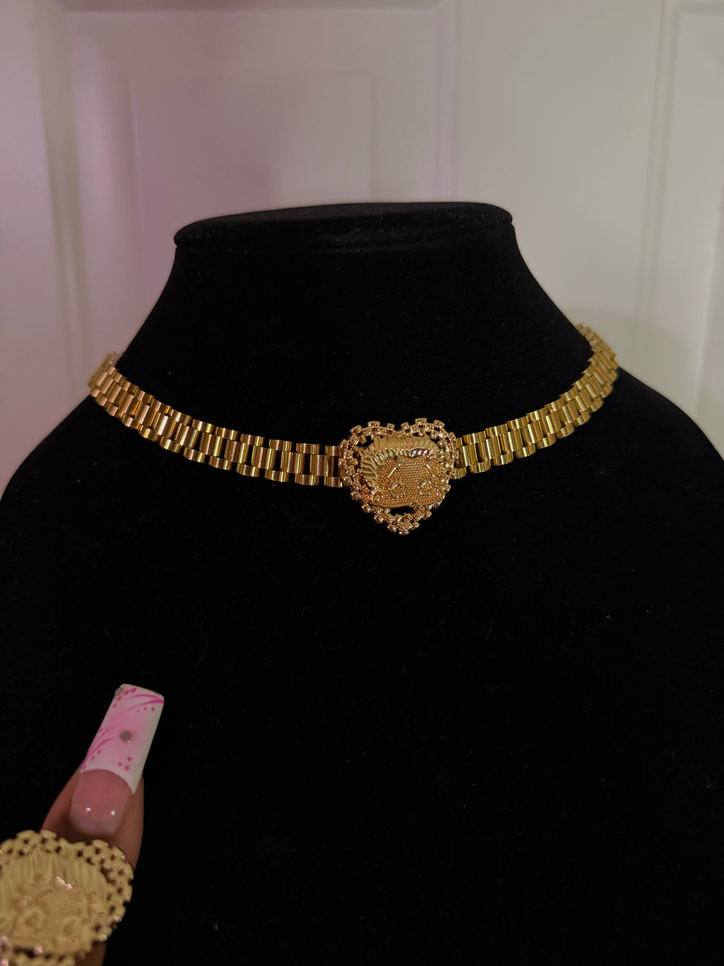 Betty Icon Chain