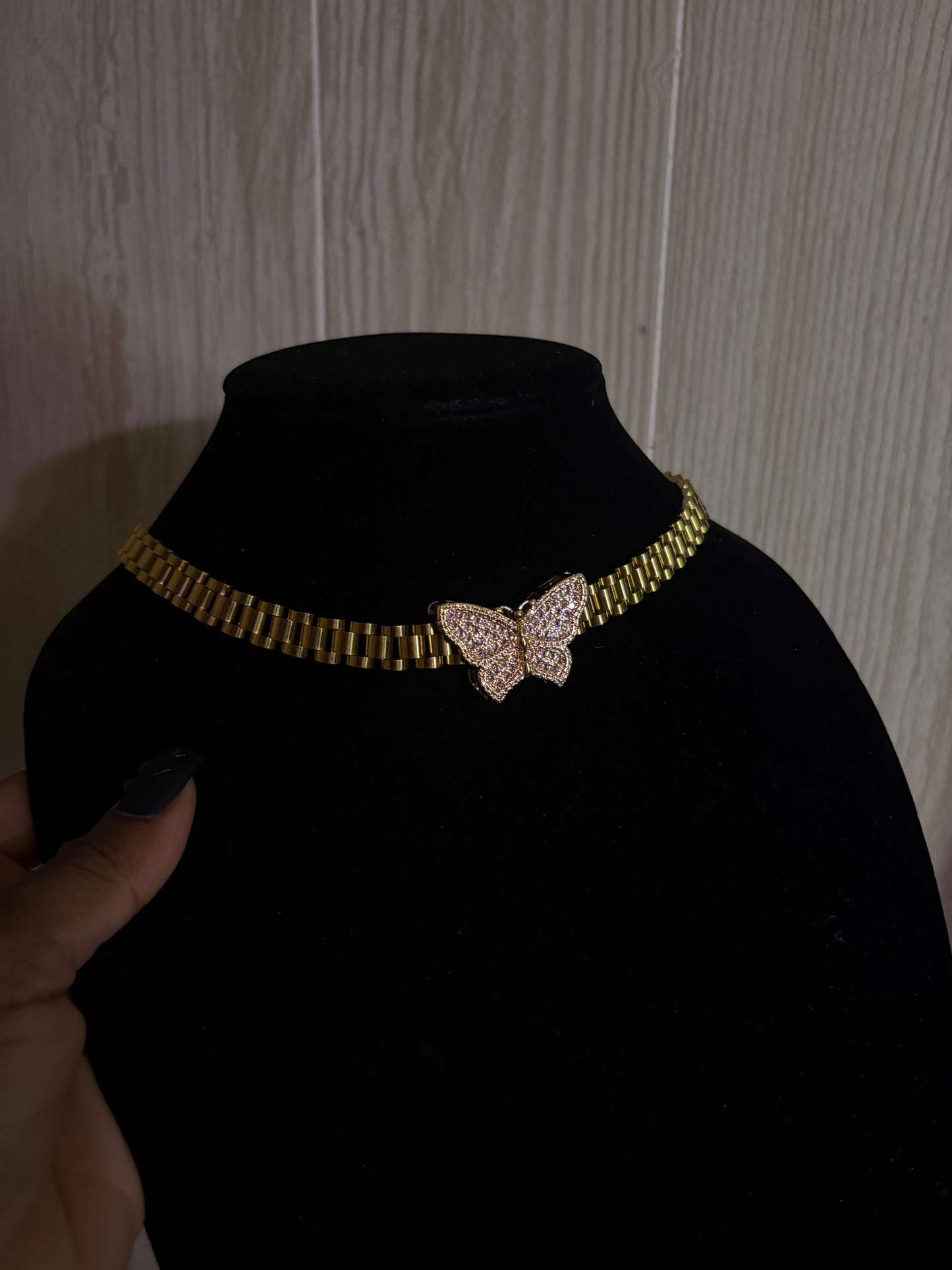 Èlan Necklace