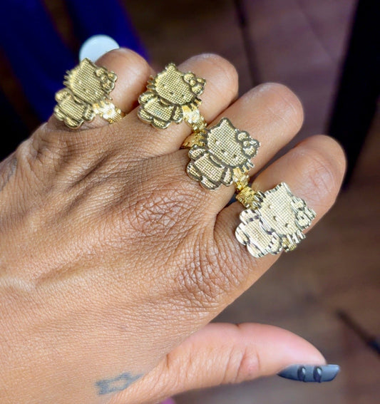 Icon Kitty Ring
