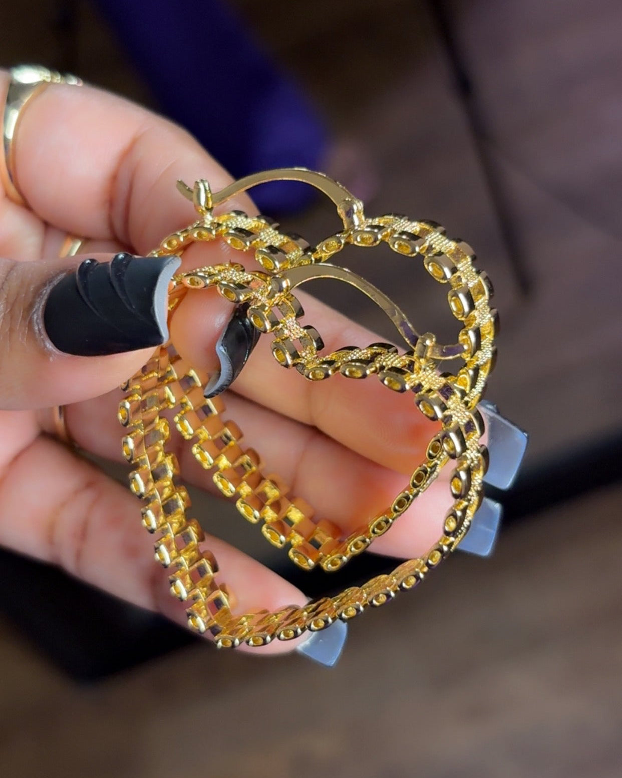 Aurielle Hoops