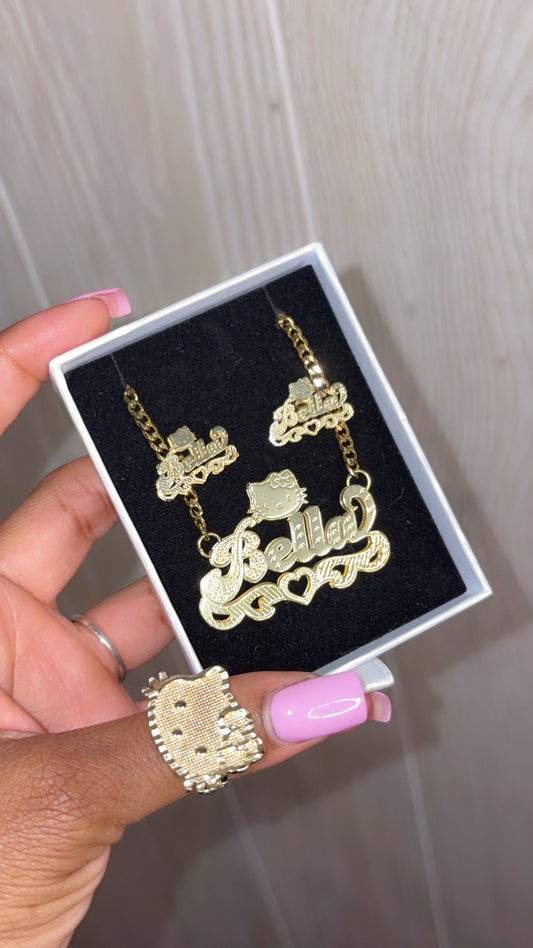 Hello Kitty Heiress Earrings
